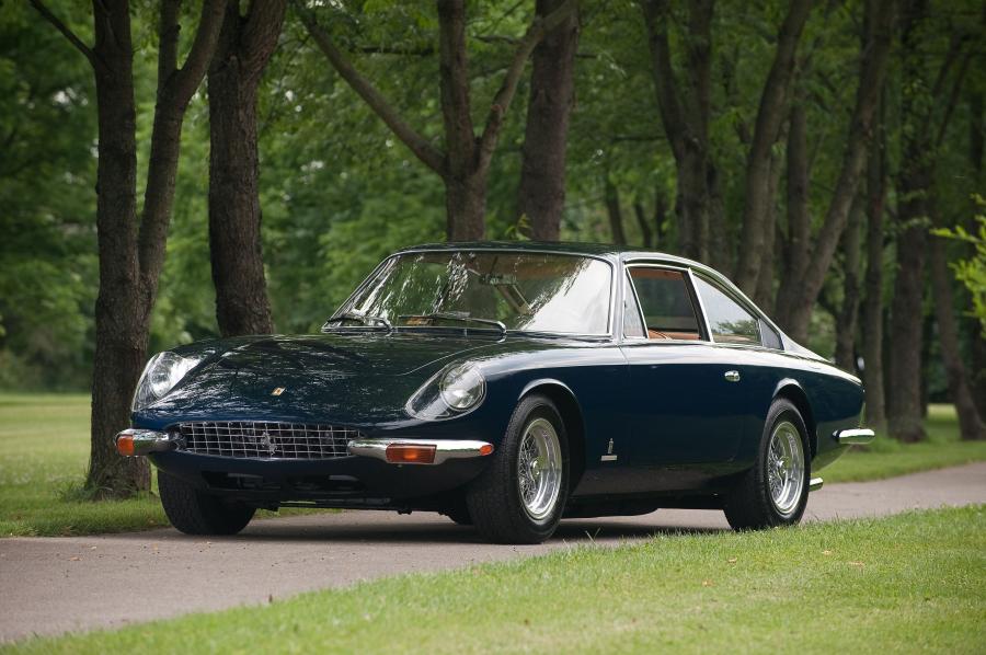  Ferrari 365 GT 2+2 1969 года  (фото 9 из 19)